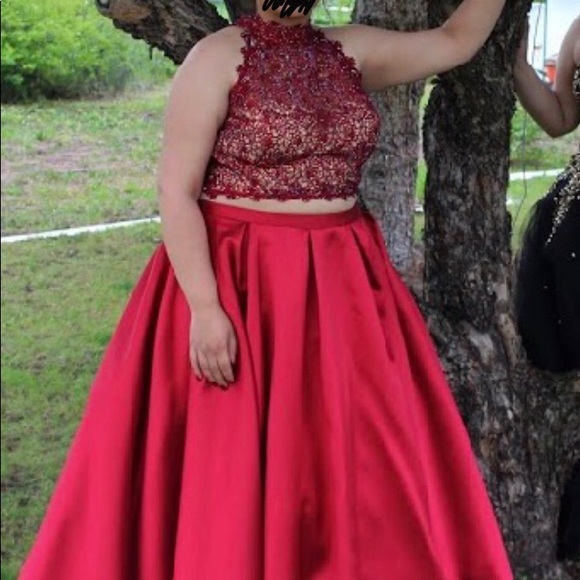 Grad dress - Picture 2 of 5